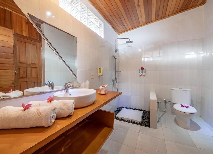Bathroom Photo