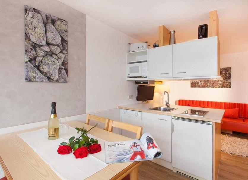 Kitchen Photo