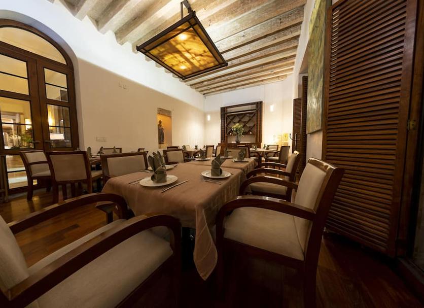 Dining room Photo