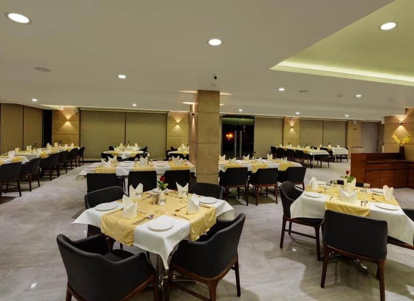 Banquet hall Photo