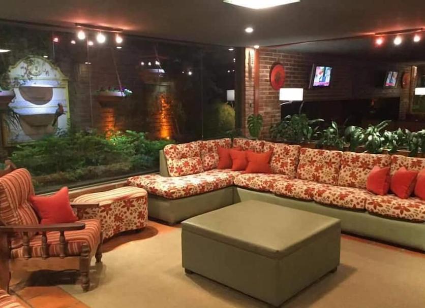 Lounge Photo