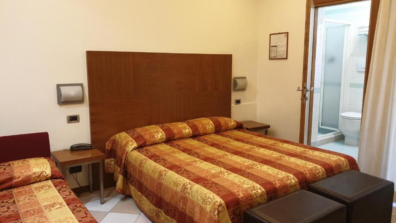 ACasaMia WelcHome Hotel
