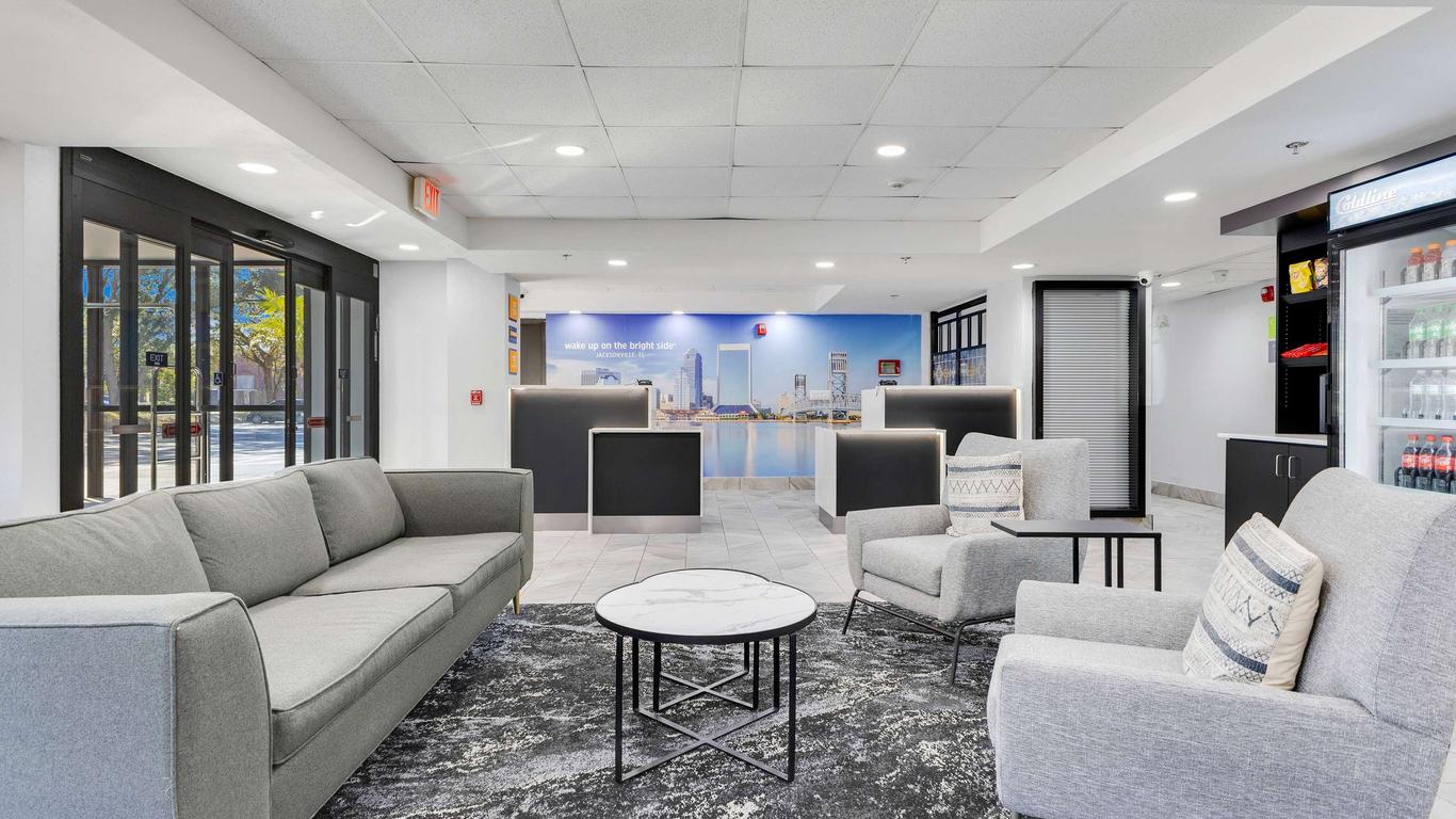 La Quinta Inn & Suites by Wyndham Jacksonville Mandarin