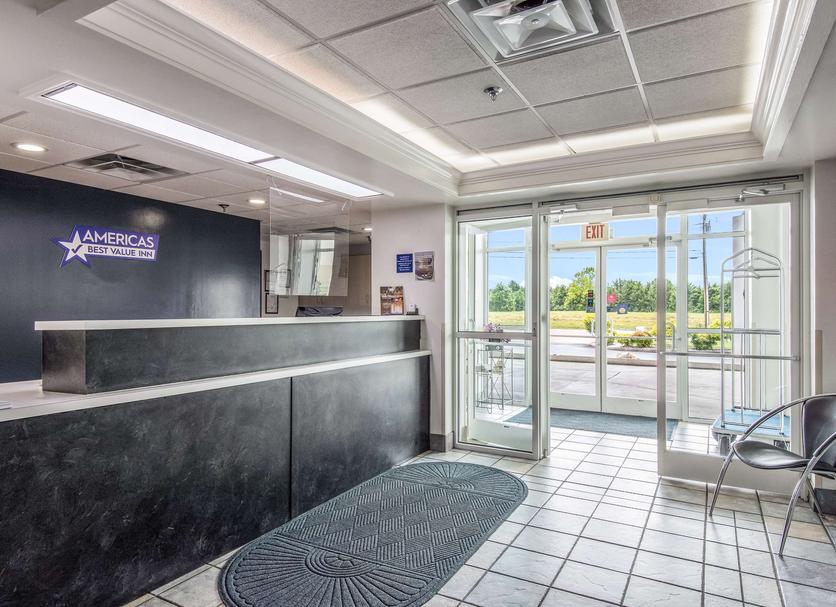 Front desk Photo