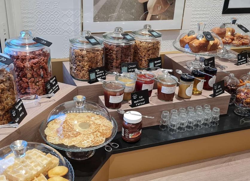 Buffet Photo