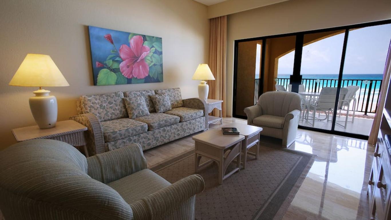 The Royal Islander - An All Suites Resort