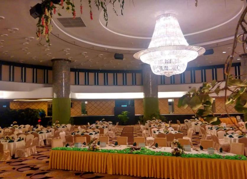 Banquet hall Photo
