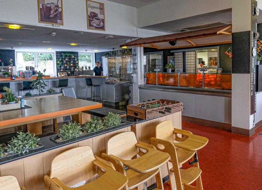 Dining room Photo