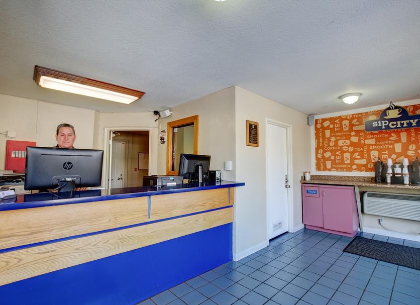 Front desk Photo