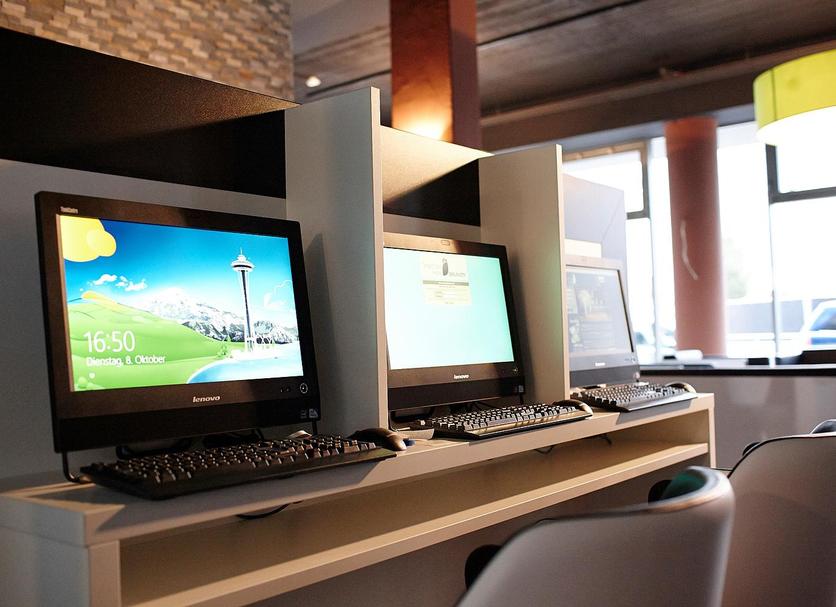 Business centre Photo