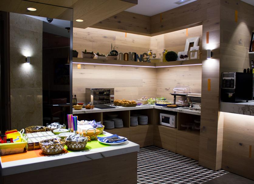 Buffet Photo
