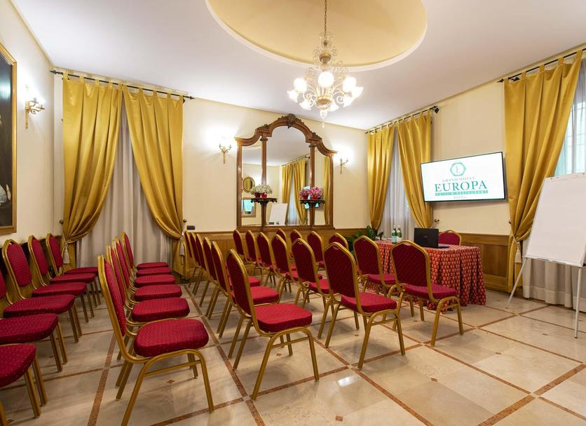 Conference room Photo
