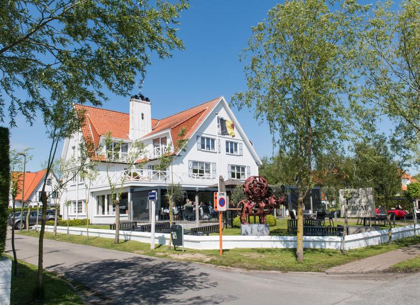 Building Photo