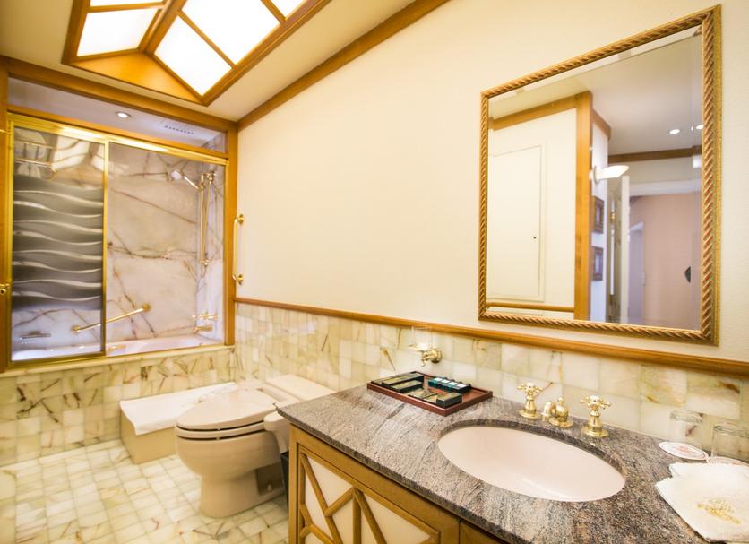 Bathroom Photo