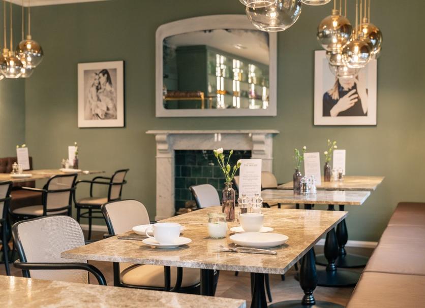 Restaurant Photo