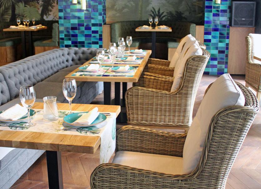 Restaurant Photo
