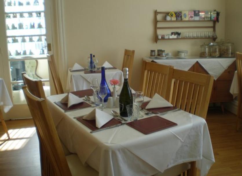 Dining room Photo