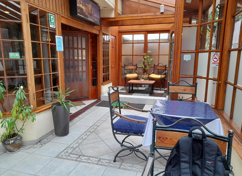 Dining room Photo