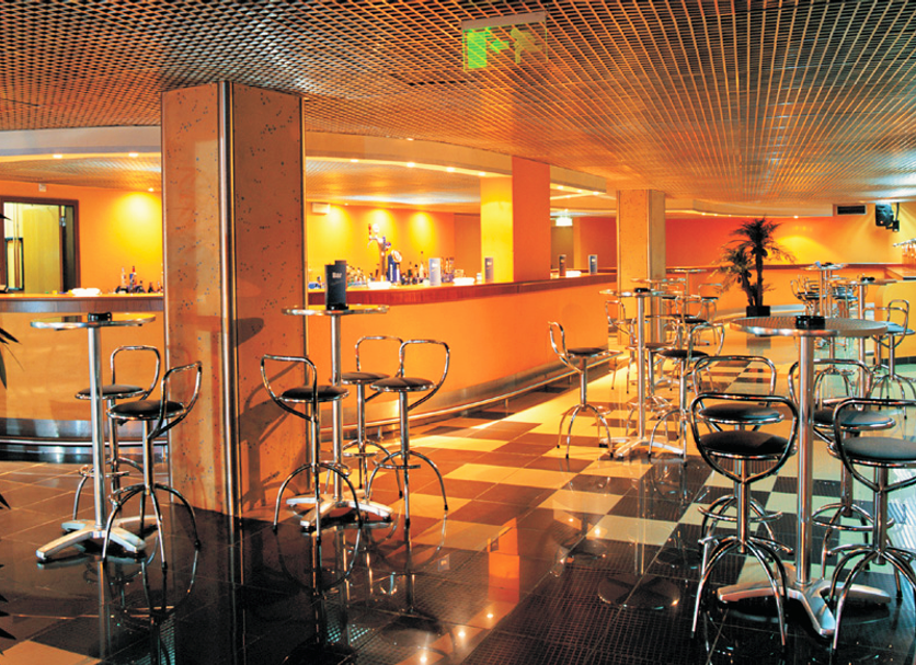 Bar Photo