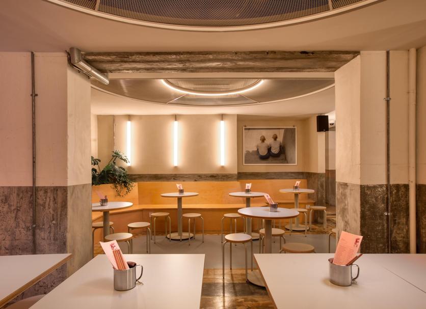 Dining room Photo