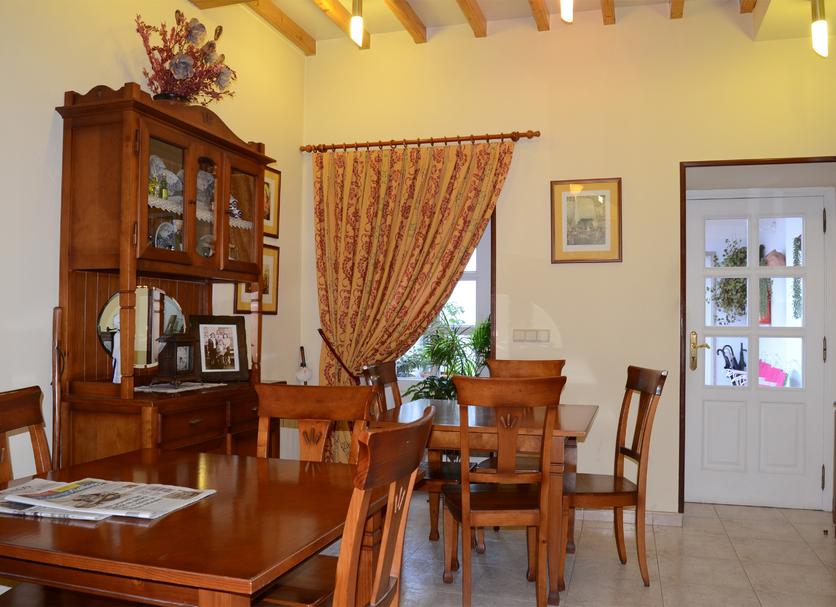 Dining room Photo