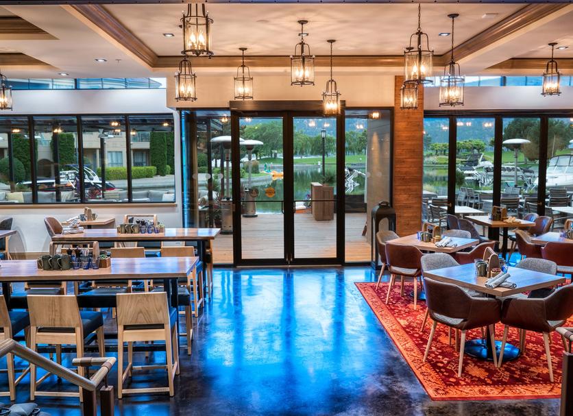 Restaurant Photo