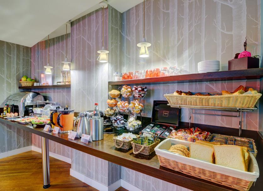 Buffet Photo