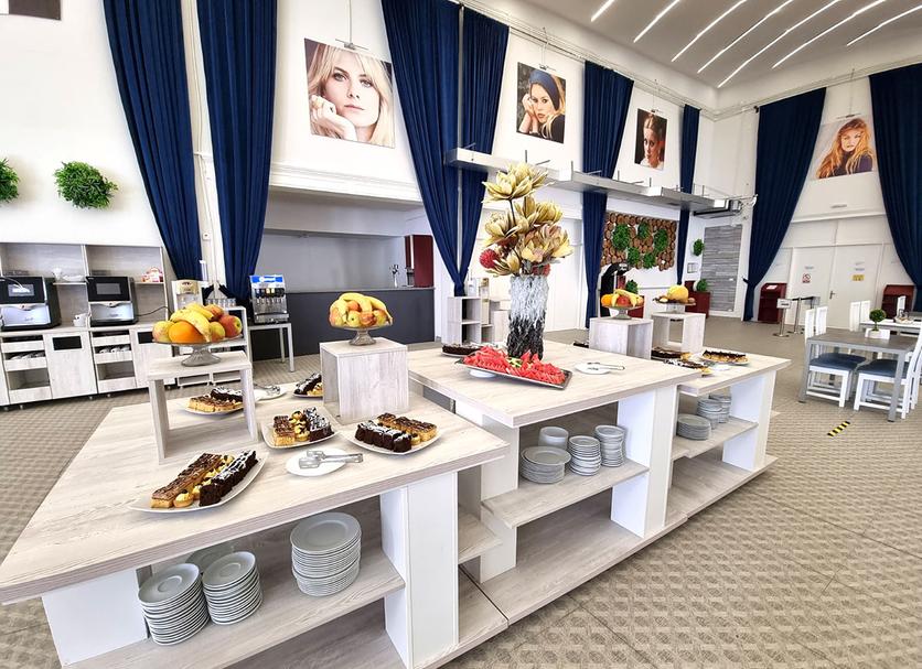 Buffet Photo
