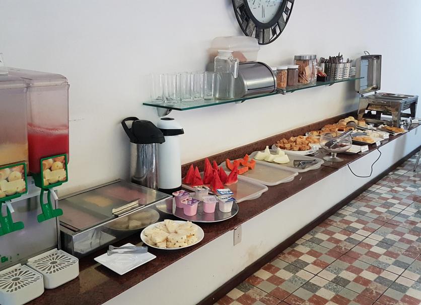 Buffet Photo